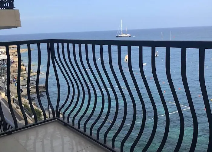 Wake Up To The Gorgeous Sunrise *